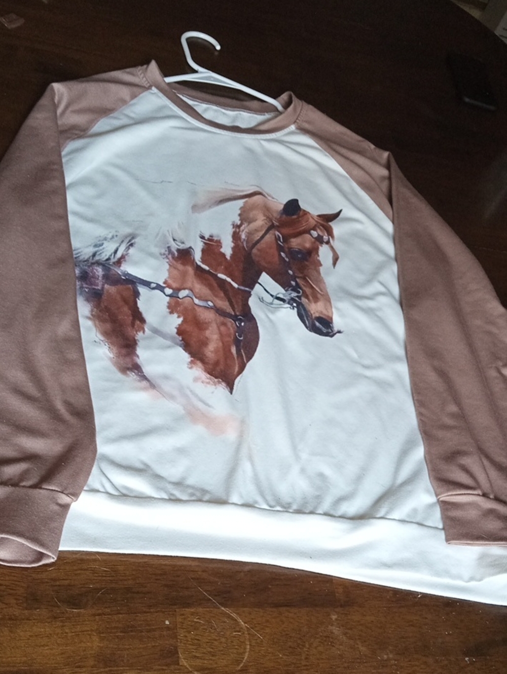 Kids Long-Sleeve Horse Graphic Raglan Top - Brown & White